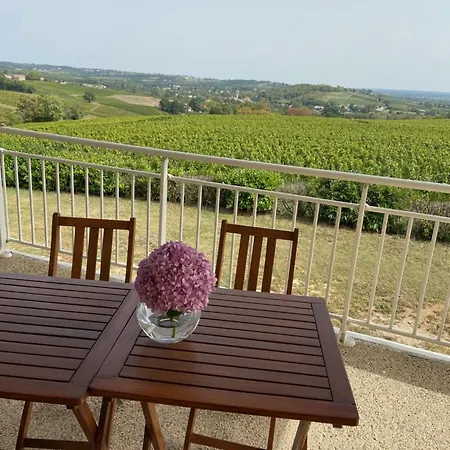 Le Des Arroucats Дом отдыха Sainte-Croix-du-Mont